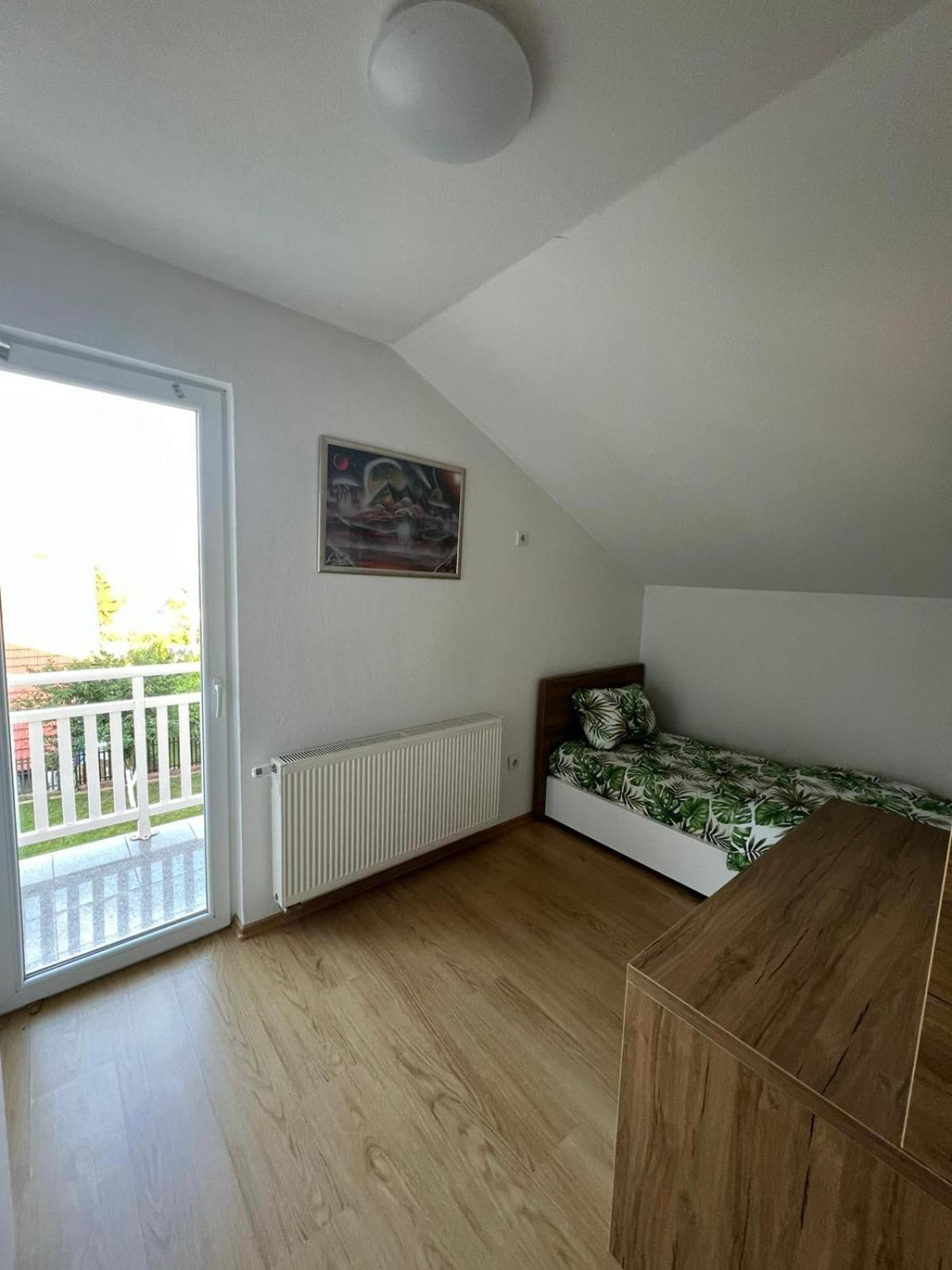 Jasmina Villa